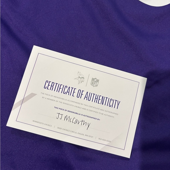 JJ McCarthy Autographed Purple Vikings Jersey Size Large - COA - Picture 2 of 6